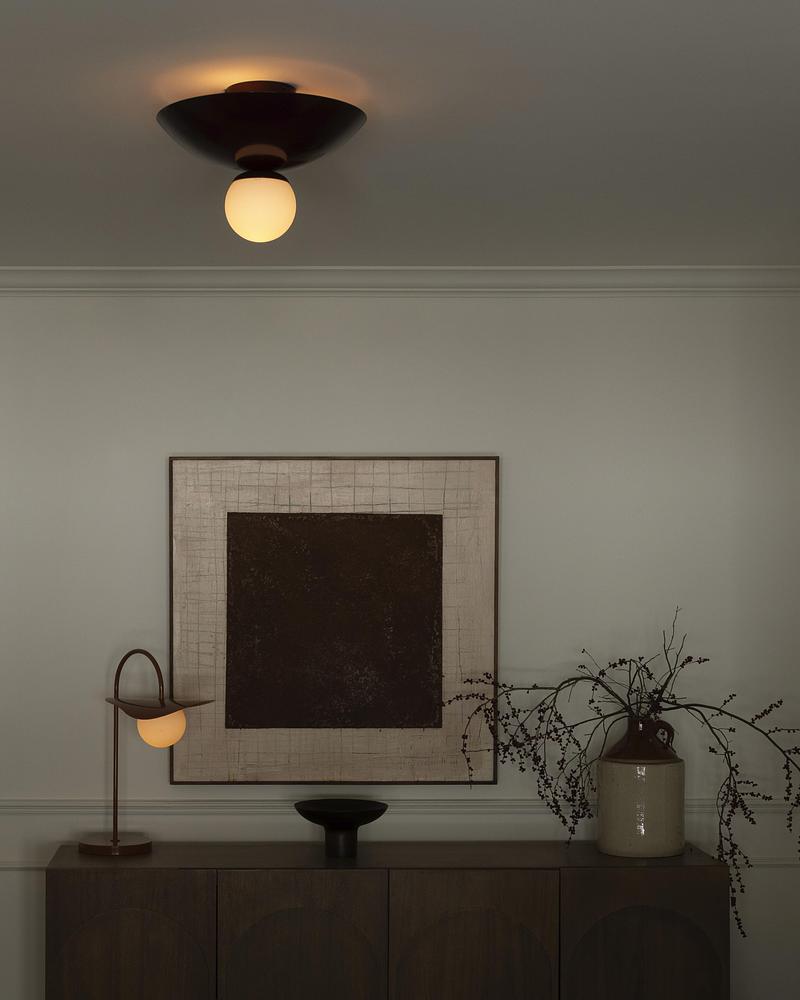 Dossier de presse | 1942-08 - Communiqué de presse | Collection Forma : Une nouvelle façon de penser la lumière - Luminaire Authentik - Design d’éclairage -  Forma 003-LA30 Couleur : BAL  - Crédit photo : Luminaire Authentik
