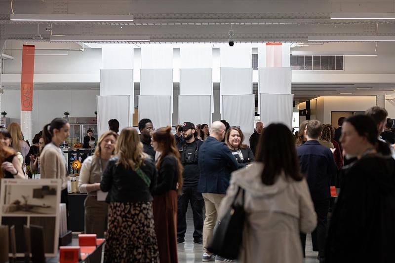 Dossier de presse | 611-49 - Communiqué de presse | Une première édition marquante et fédératrice pour la Semaine Design de Montréal - Index-Design and Archi-Design QC - Évènement + Exposition - <p>Salon Index-Design</p><p>Grand Quai du Port de Montréal </p> - Crédit photo : <p>F-O Paquin</p>
