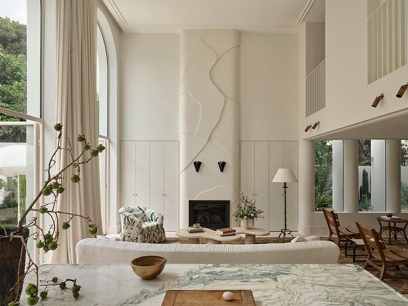 Press kit | 7855-03 - Press release | Bondi Beach Villa Reinterprets the Classical Loggia for Coastal Living - Common Office - Residential Architecture - Photo credit: Anson Smart