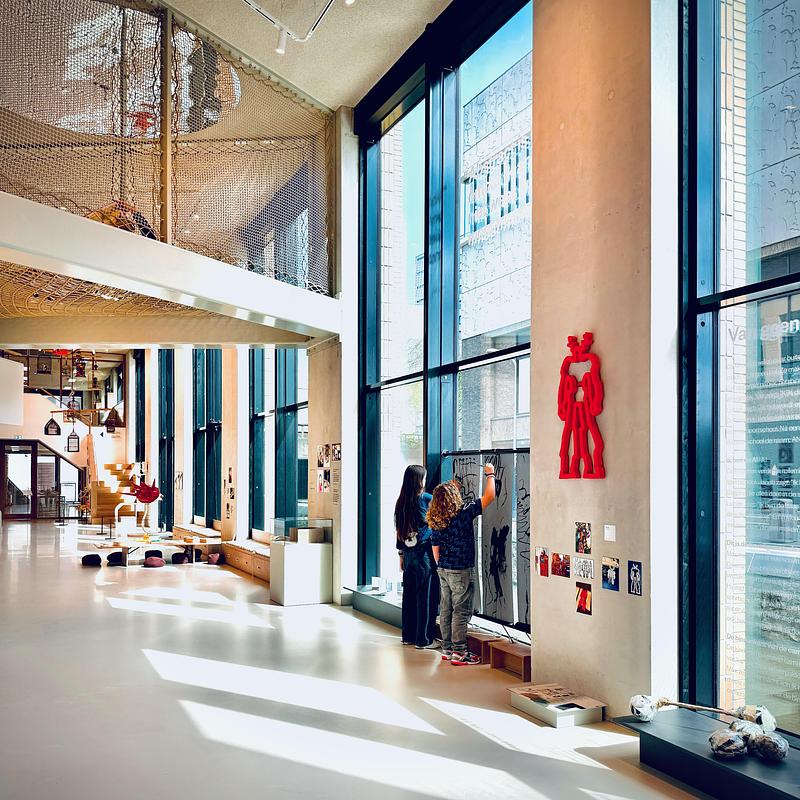 Dossier de presse | 7860-01 - Communiqué de presse | KiMu Children's Art Museum Opens in Amsterdam - KiMu Kinderkunstmuseum - Art - Crédit photo : Suzanne Huis