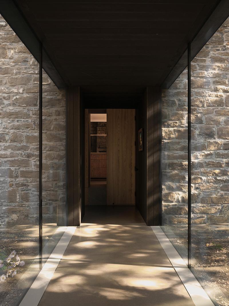 Press kit | 720-17 - Press release | Maison Aubé - yh2 - Residential Architecture - Photo credit: Maxime Brouillet
