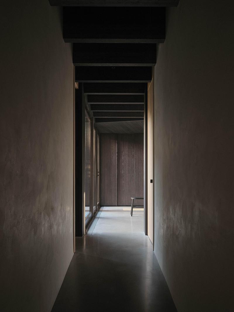 Press kit | 720-17 - Press release | Maison Aubé - yh2 - Residential Architecture - Photo credit: Maxime Brouillet