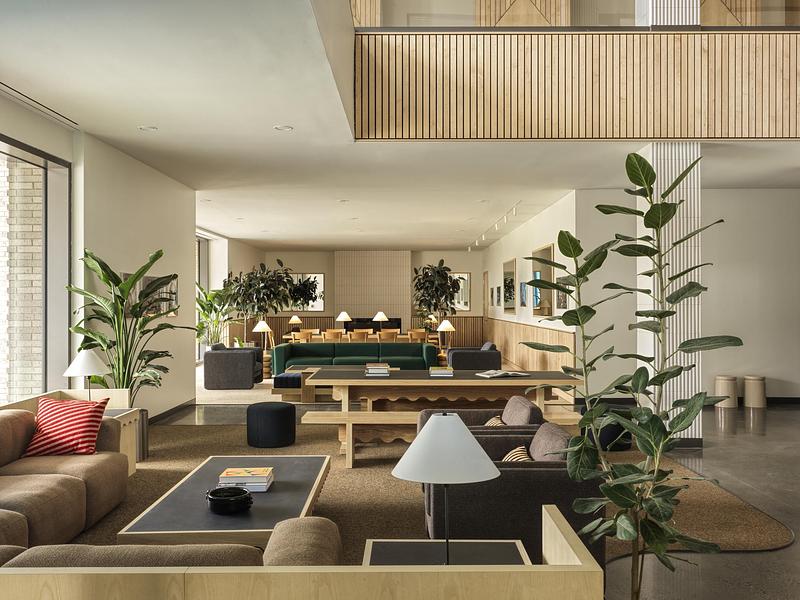 Dossier de presse | 7855-08 - Communiqué de presse | CIVILIAN Elevates Student Experience with Architecturally-Integrated Interiors at Bard College’s North Campus Residence Complex - CIVILIAN - Architecture commerciale - Crédit photo : Chris Mottalini