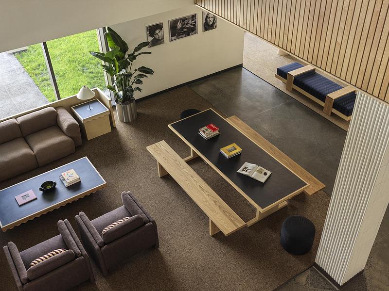 Dossier de presse | 7855-08 - Communiqué de presse | CIVILIAN Elevates Student Experience with Architecturally-Integrated Interiors at Bard College’s North Campus Residence Complex - CIVILIAN - Architecture commerciale - Crédit photo : Chris Mottalini