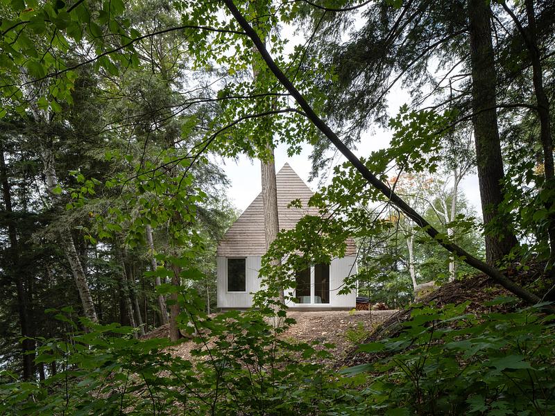 Press kit | 2682-03 - Press release | DogTrot Magnetawan - Williamson Williamson inc - Residential Architecture - Photo credit: Scott Norsworthy