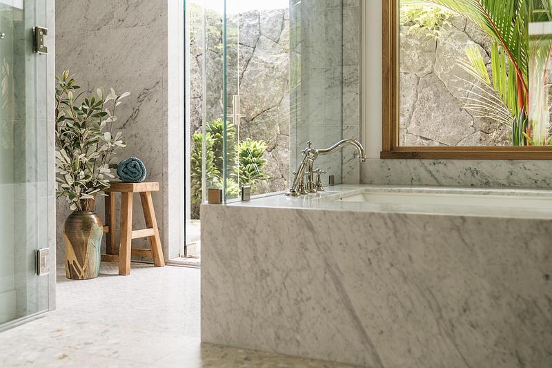 Press kit | 2757-63 - Press release | Philpotts Interiors Celebrates Six Decades of Design Excellence - Philpotts Interiors - Residential Interior Design - Kūkiʻo - Photo credit:   Jenn Ellenburg 