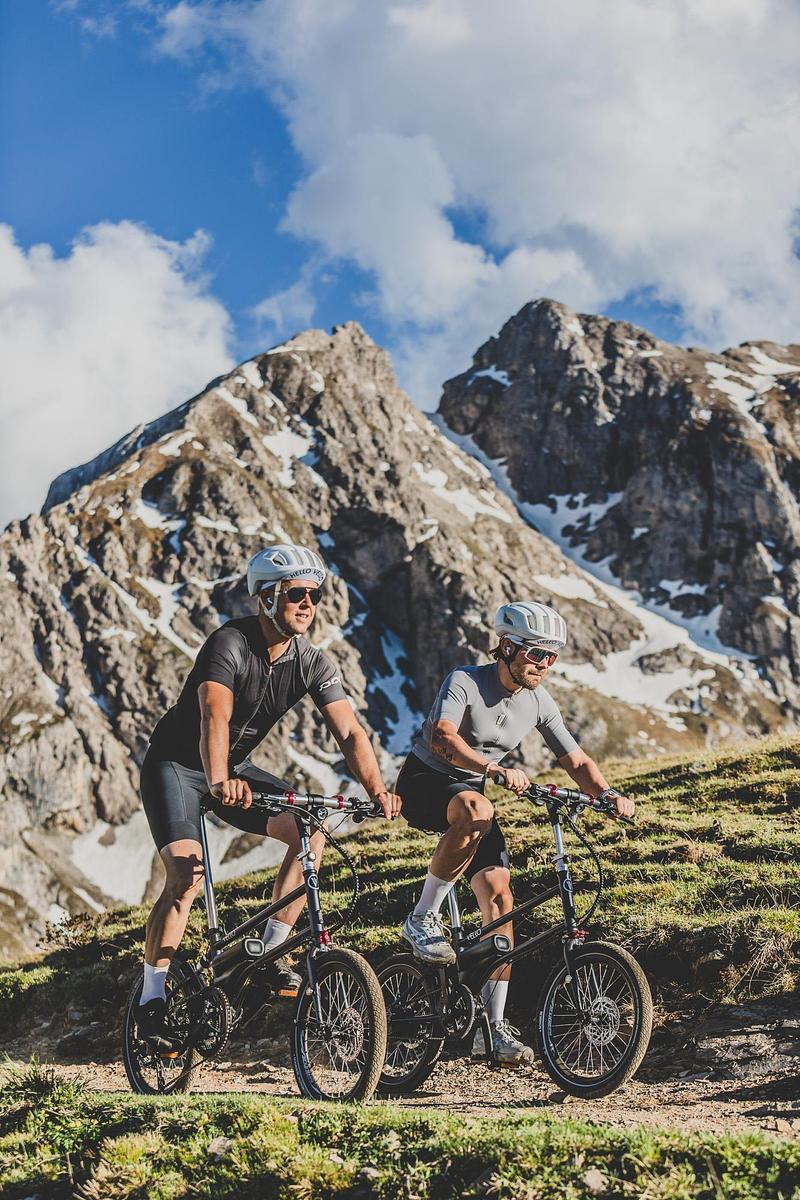 Press kit | 1833-10 - Press release | VELLO presents the world's first electric folding bike featuring the new Bosch HubLine drive system - VELLO BIKE - Industrial Design - VELLO VIA+ TOUR - Photo credit: Felix Busso