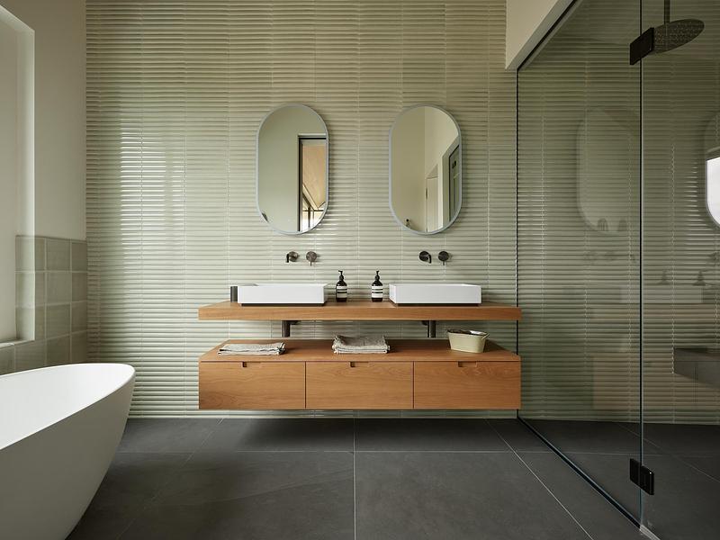 Press kit | 846-28 - Press release | Céragrès launches a new website - Céragrès - Product - <p class="">Gervais Farm Residence. A project where heritage and modernity converge through a thoughtfully curated palette of materials.</p> - Photo credit:  Photo credit: Maxime Brouillet<span></span> 