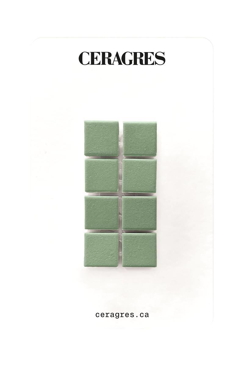 Press kit | 846-28 - Press release | Céragrès launches a new website - Céragrès - Product -  <p>Front of the new 5 × 8 sample card, designed to simplify product identification and specification.</p><br style="">  - Photo credit: Céragrès