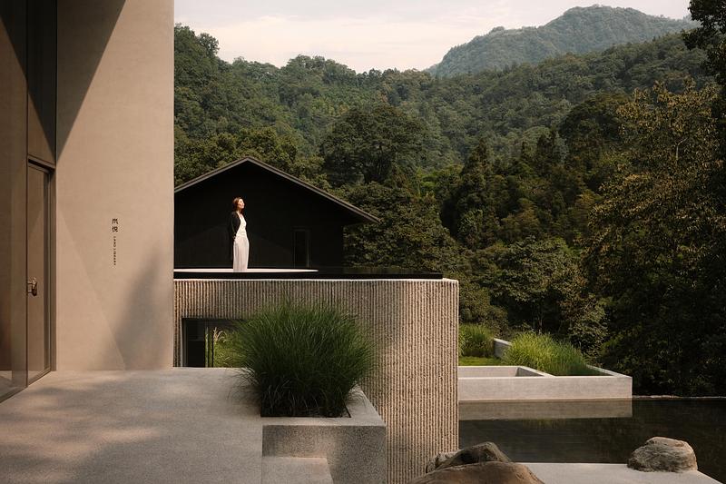 Dossier de presse | 7904-01 - Communiqué de presse | ZOLAND·Emei - Studio J. Bridgland - Architecture commerciale - Crédit photo : <p class="">Jonathan Leijonhufvud@AGENT PAY</p>