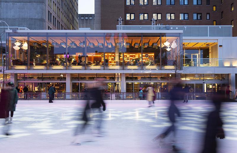 Press kit | 562-74 - Press release | 20 years of Montréal, UNESCO City of Design: two decades of innovation and influence - Bureau du design (Design Montréal), City of Montréal - Institutional Architecture - Esplanade Tranquille – espaces publics intérieur et extérieur, incluant une patinoire réfrigérée l'hiver (2023), par Les architectes FABG - Photo credit: Steve Montpetit