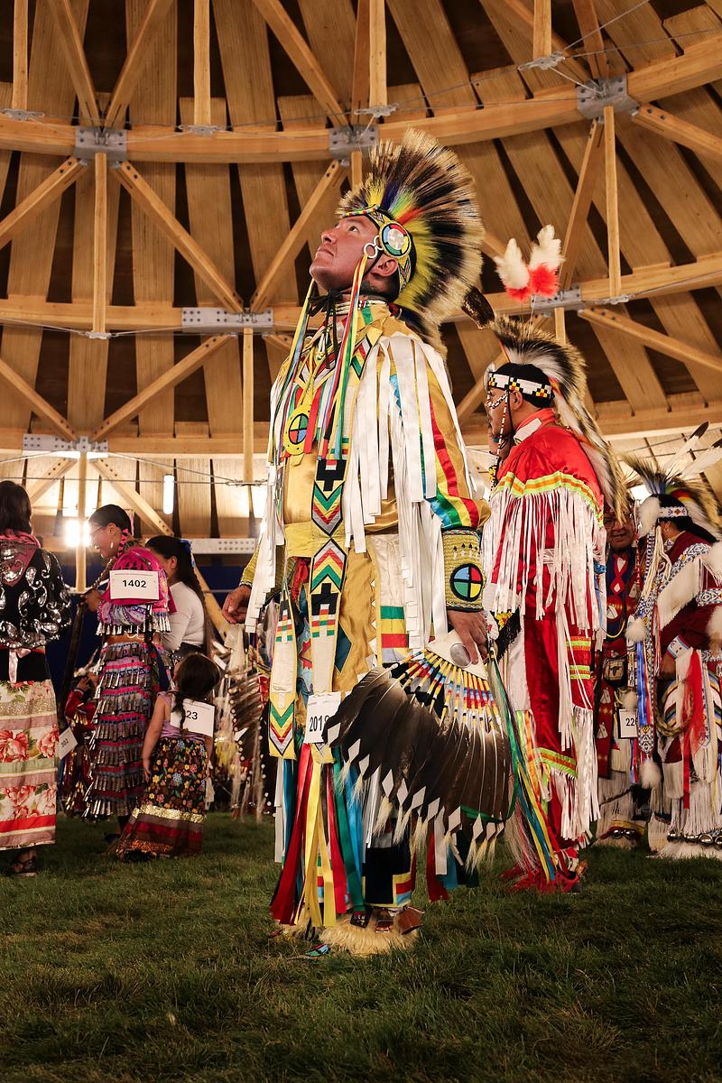 Press kit | 7916-01 - Press release | Rooted in Culture: The Muscowpetung Powwow Arbour Wins Architizer A+ Award and Canada's Governor General’s Medal in Architecture - Oxbow Architecture & Richard Kroeker - Institutional Architecture - Dancer at Powwow Event - Photo credit: Lindsay Reid<span></span>