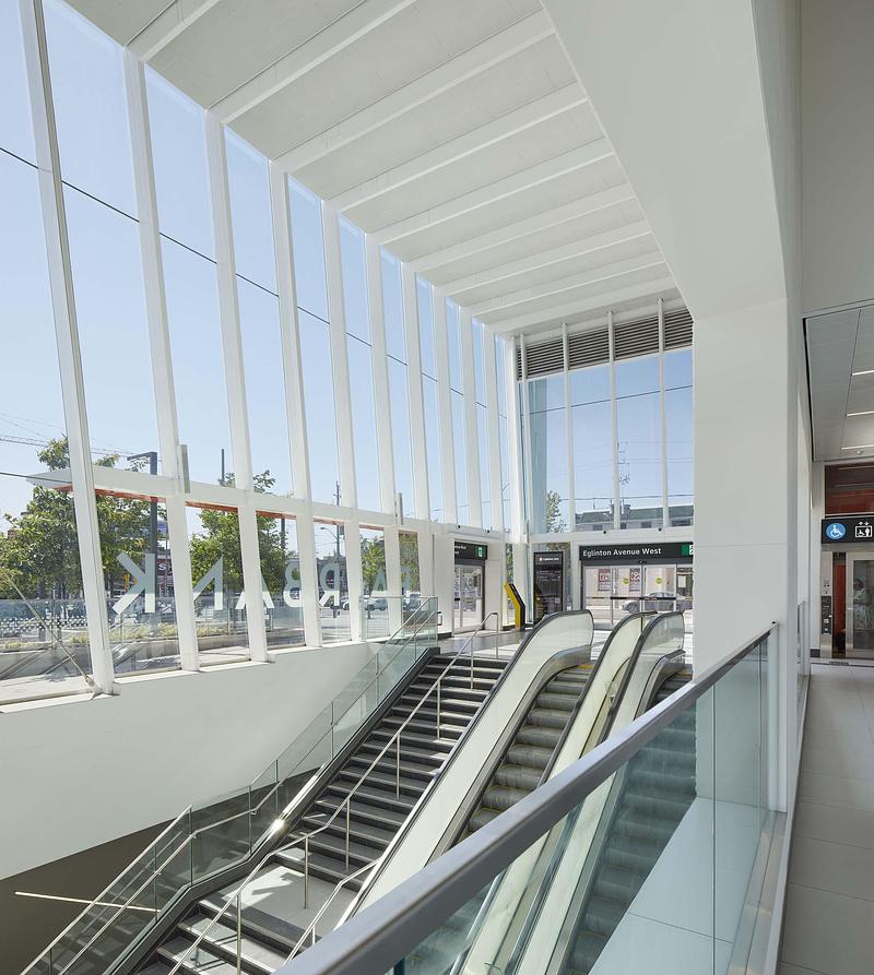 Dossier de presse | 718-05 - Communiqué de presse | Eglinton Crosstown LRT : Rehausser la qualité du design dans l'espace public - Daoust Lestage Lizotte Stecker Benech - Architecture institutionnelle - Crédit photo : Tom Arban
