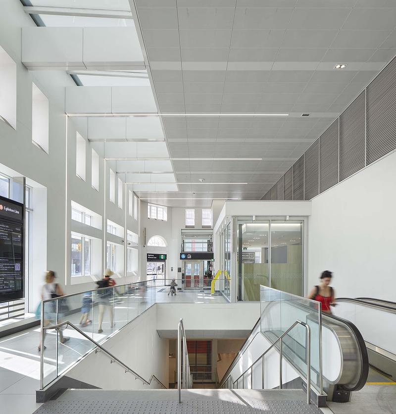 Dossier de presse | 718-05 - Communiqué de presse | Eglinton Crosstown LRT : Rehausser la qualité du design dans l'espace public - Daoust Lestage Lizotte Stecker Benech - Architecture institutionnelle - Crédit photo :  Tom Arban 