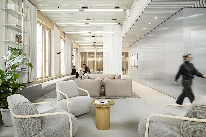 Dossier de presse | 2360-02 - Communiqué de presse | Reduced, Timeless Aesthetics: New BESTSECRET Design Office - HENN - Design d’intérieur commercial - Event space - Crédit photo :   Mark Seelen | Seelen+  