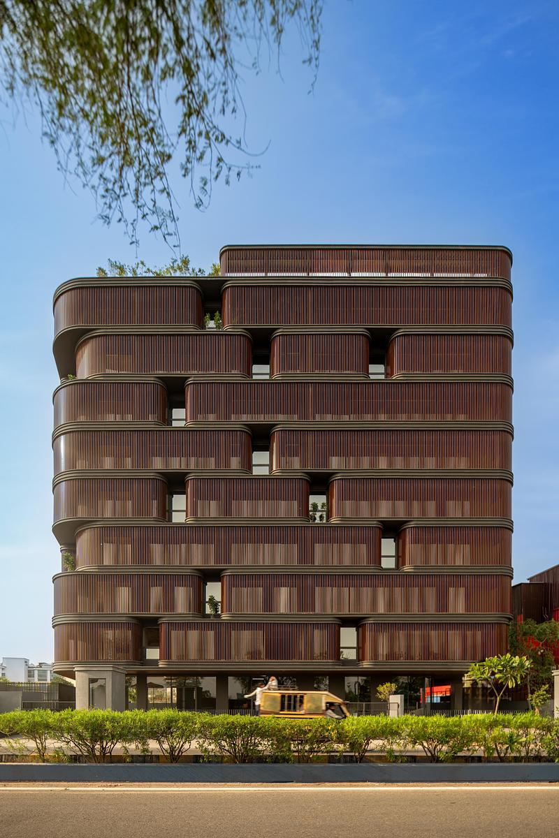 Dossier de presse | 1432-32 - Communiqué de presse | The Primus - Sanjay Puri Architects - Architecture commerciale - Crédit photo : Vinay Panjwani