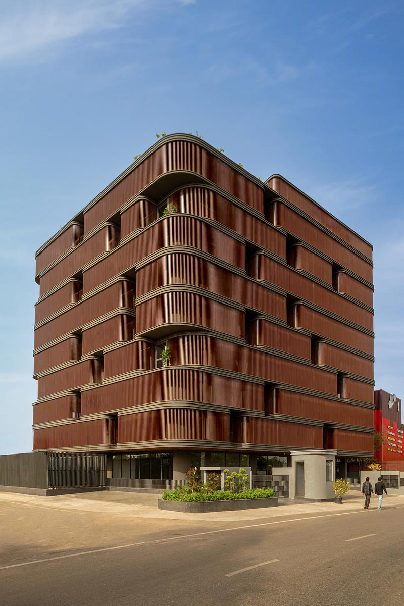 Dossier de presse | 1432-32 - Communiqué de presse | The Primus - Sanjay Puri Architects - Architecture commerciale - Crédit photo : Vinay Panjwani