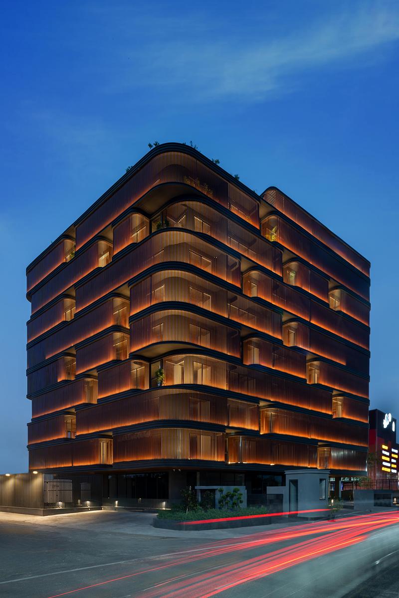Dossier de presse | 1432-32 - Communiqué de presse | The Primus - Sanjay Puri Architects - Architecture commerciale - Crédit photo : Vinay Panjwani