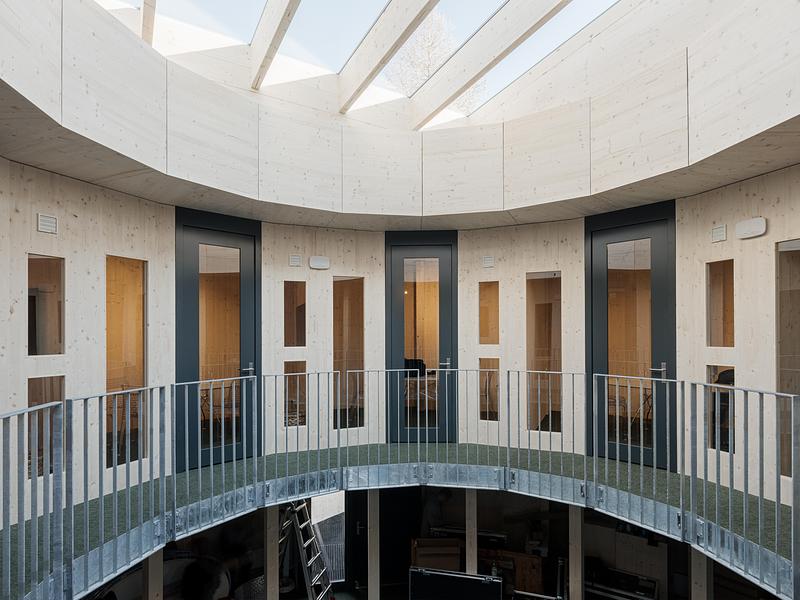 Press kit | 7723-02 - Press release | Timber. Modular. Circular. - SKREINSTUDIOS - Commercial Architecture - Photo credit: Beat Bühler Fotografie