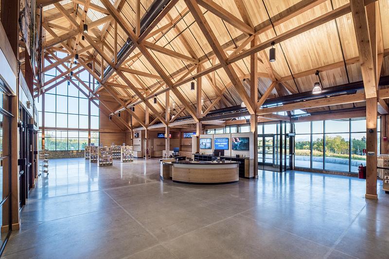 Press kit | 7896-01 - Press release | New Energy Works wins at the Architizer A+Awards for Acadia Gateway Center - New Energy Works - Commercial Architecture - Photo credit: Scott Hemenway Photography