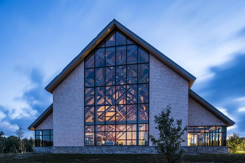 Press kit | 7896-01 - Press release | New Energy Works wins at the Architizer A+Awards for Acadia Gateway Center - New Energy Works - Commercial Architecture - Photo credit: Scott Hemenway Photography