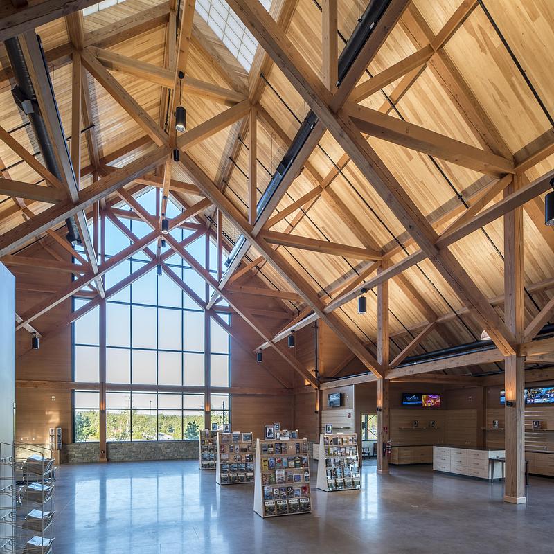 Press kit | 7896-01 - Press release | New Energy Works wins at the Architizer A+Awards for Acadia Gateway Center - New Energy Works - Commercial Architecture - Photo credit: Scott Hemenway Photography