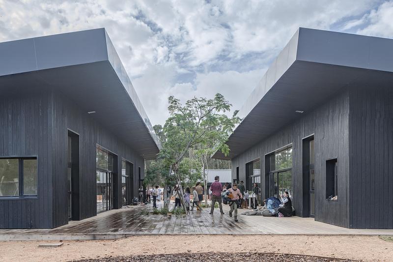 Dossier de presse | 7892-01 - Communiqué de presse | Promouvoir une éducation fondée sur la nature à l’ère de l’IA - Rosan Bosch Studio - Architecture institutionnelle - Crédit photo : Eleazar Cuadros