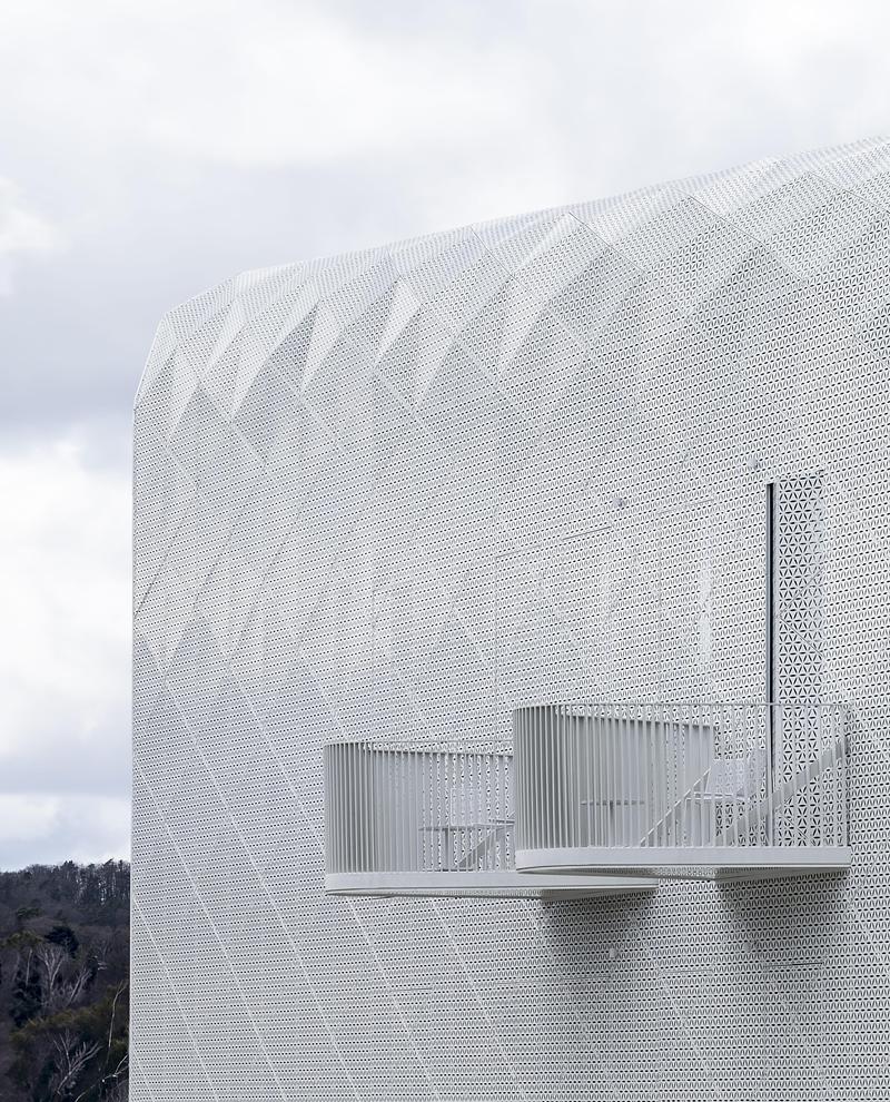 Press kit | 1139-08 - Press release | Wave 4 & Wave 5 - FAAB - Commercial Architecture - Photo credit: Jakub Certowicz