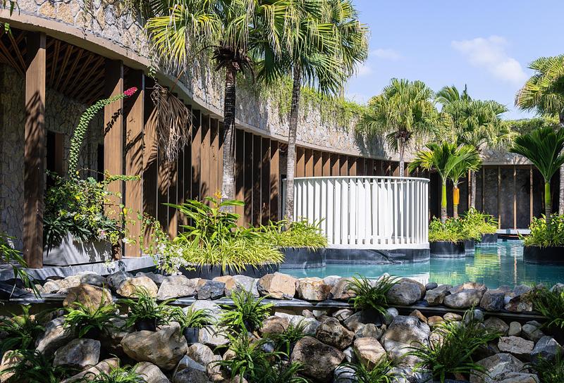 Press kit | 6136-01 - Press release | Hidden Spa - Water Hope - Idee Architects - Commercial Architecture - Photo credit: Trieu Chien