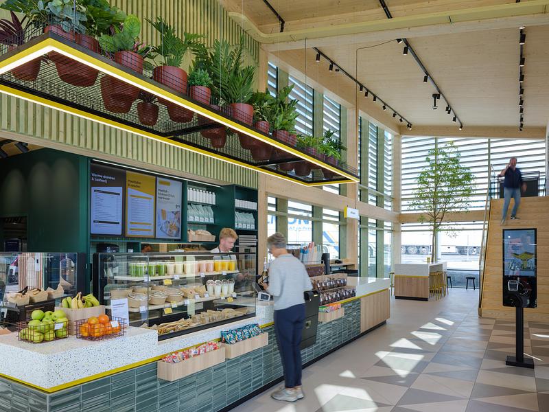 Press kit | 7920-01 - Press release | Fastned's all-electric service area at Gentbrugge wins Popular Choice award at 2026 Architizer A+ Awards - Fastned - Commercial Architecture - Fastned's Gentbrugge fast charging stations feature a full-service restaurant and shop.<br style=""> - Photo credit: Fastned/Eva Bloem