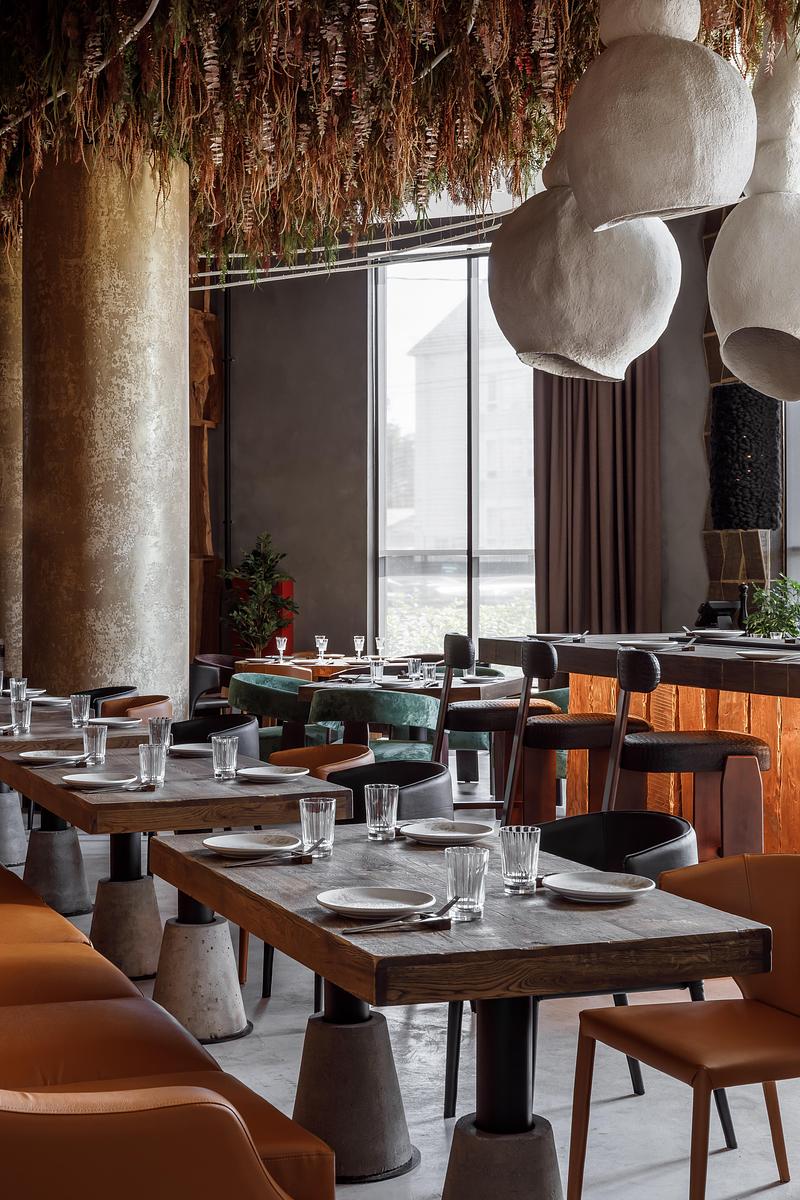 Dossier de presse | 7928-01 - Communiqué de presse | Design du restaurant Mamuli - SOIA Design - Design d’intérieur commercial - Crédit photo : Misha Chekalov