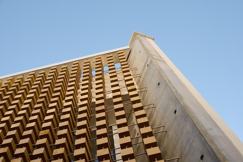 Dossier de presse | 7921-01 - Communiqué de presse | WA MA | Architectural Wooden Cube Facade - Roni Karsh - Architecture résidentielle - Crédit photo : <p class="">Dor Kadmi<span class=""></span></p> <p></p>