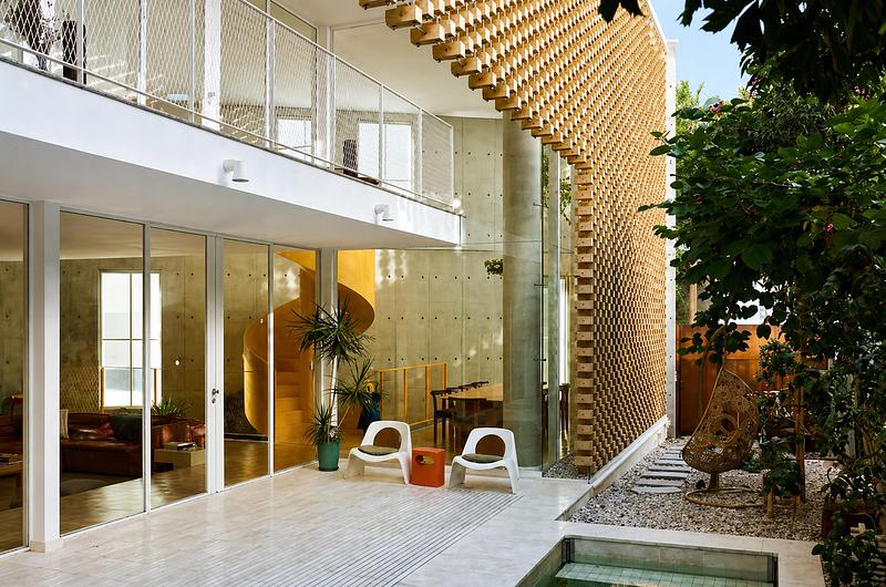 Dossier de presse | 7921-01 - Communiqué de presse | WA MA | Architectural Wooden Cube Facade - Roni Karsh - Architecture résidentielle - Crédit photo : <p class="">Dor Kadmi<span class=""></span></p> <p></p>