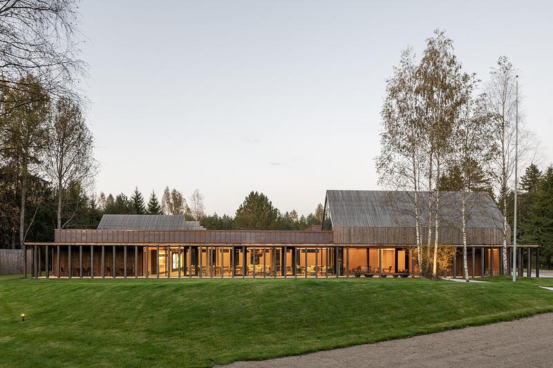 Dossier de presse | 2905-01 - Communiqué de presse | Sanctum Retreat - arches - Architecture commerciale - Crédit photo : Leonas Garbačauskas