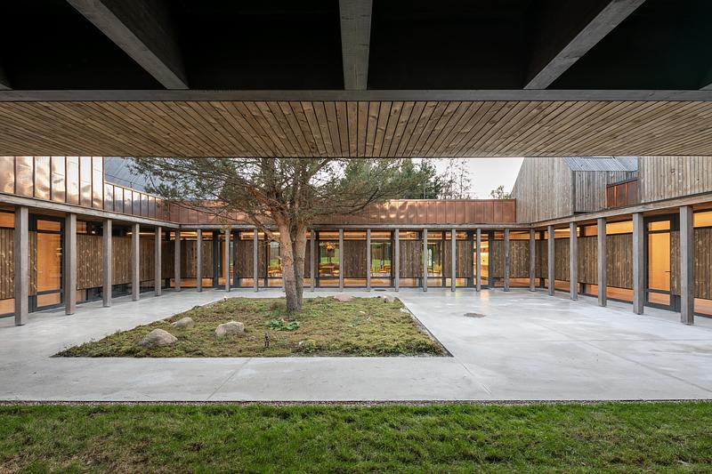Dossier de presse | 2905-01 - Communiqué de presse | Sanctum Retreat - arches - Architecture commerciale - Crédit photo : Leonas Garbačauskas