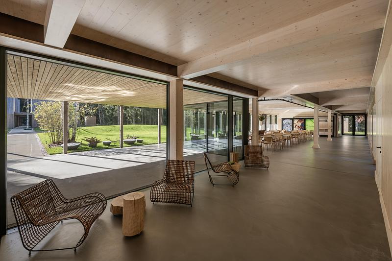 Dossier de presse | 2905-01 - Communiqué de presse | Sanctum Retreat - arches - Architecture commerciale - Crédit photo : Leonas Garbačauskas
