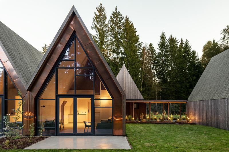 Dossier de presse | 2905-01 - Communiqué de presse | Sanctum Retreat - arches - Architecture commerciale - Crédit photo : Leonas Garbačauskas