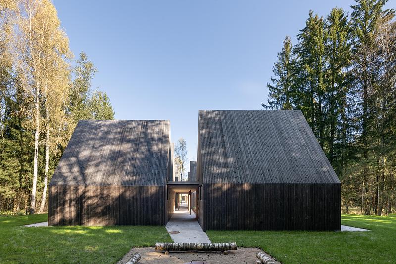 Dossier de presse | 2905-01 - Communiqué de presse | Sanctum Retreat - arches - Architecture commerciale - Crédit photo : Leonas Garbačauskas