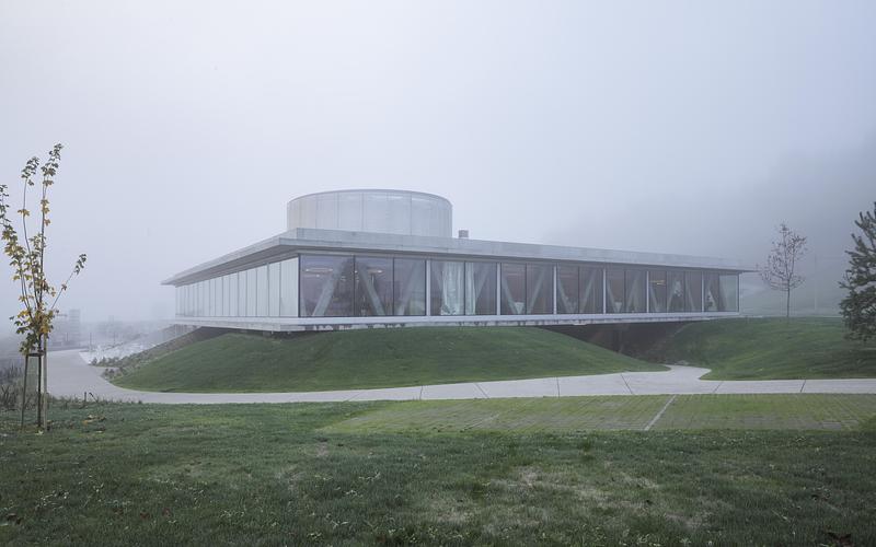 Dossier de presse | 7933-01 - Communiqué de presse | Production and Office Building Dubrovcan - MVA / Mikelic Vres Arhitekti - Architecture commerciale - Crédit photo : Jure Živković