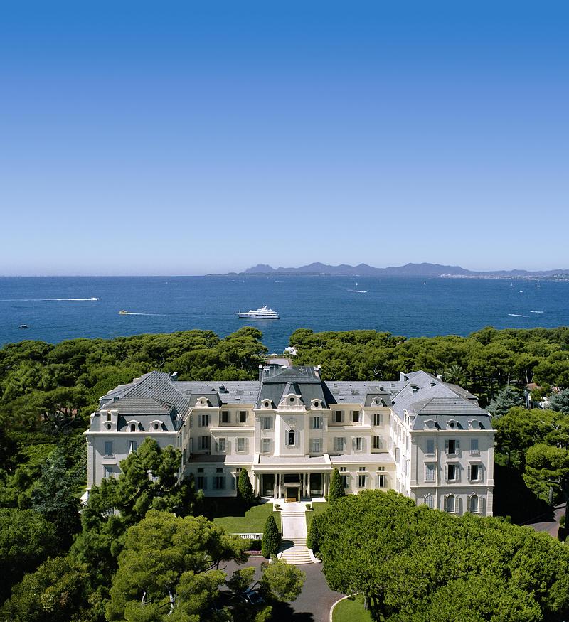 Dossier de presse | 7900-01 - Communiqué de presse | Anastassiadis Celebrates Global Recognition as the World’s Best Interior Architecture Firm - Anastassiadis Arquitetos - Design d’intérieur commercial - Hotel du Cap-Eden-Roc - Crédit photo : Hotel du Cap-Eden-Roc