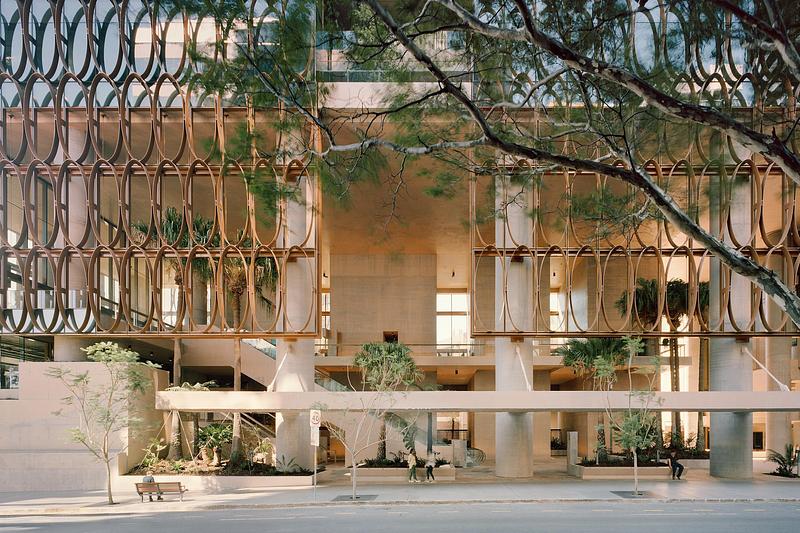Dossier de presse | 661-91 - Communiqué de presse | Outstanding international architecture and interiors revealed at the World Architecture Festival 2026shortlist announced - World Architecture Festival (WAF) - Concours - 205 North Quay by Hassell, REX and Richards &amp; Spence  - Crédit photo : © David Chatfield