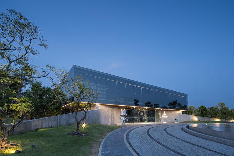 Dossier de presse | 7924-01 - Communiqué de presse | Botanica Sales Gallery - Rhyme Design Group Co.,Ltd. - Architecture commerciale - Crédit photo : Chalermwat Wongchompoo