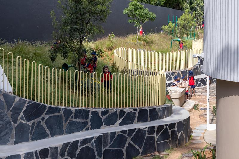 Press kit | 7907-01 - Press release | Hubo Studio Wins Two Global Architizer A+Awards - Hubo Studio - Institutional Architecture - RedhillELC6 - Photo credit: Iwan Baan