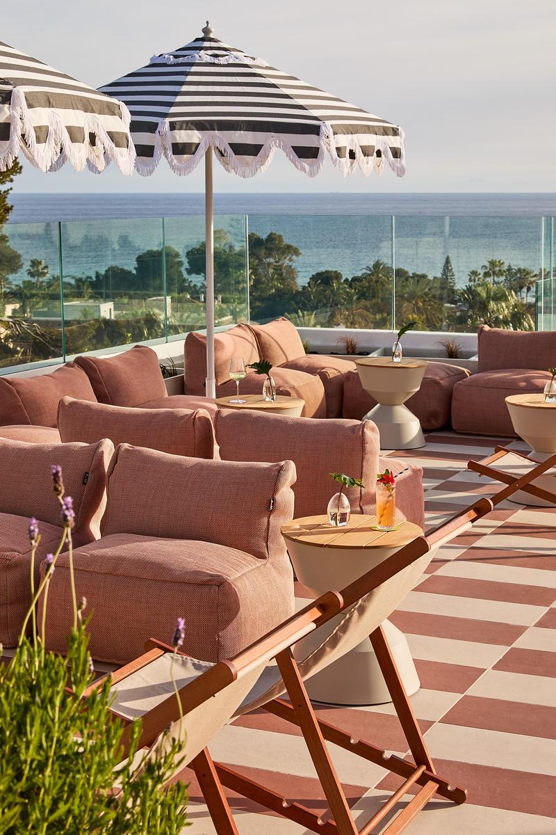 Press kit | 3724-19 - Press release | Escondido Rooftop Bar - EL EQUIPO CREATIVO - Commercial Interior Design - Photo credit: Veerle Evens