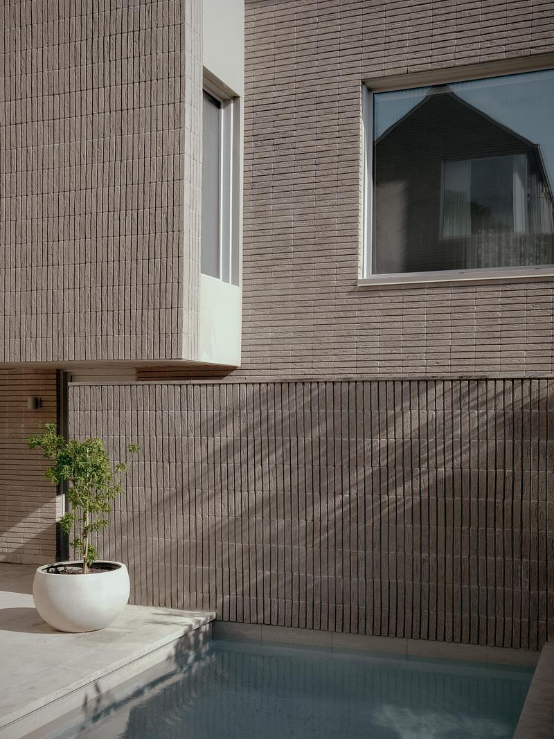 Press kit | 2744-14 - Press release | Bellwoods Residence - StudioAC - Residential Architecture - Laneway House - Photo credit: Felix Michaud