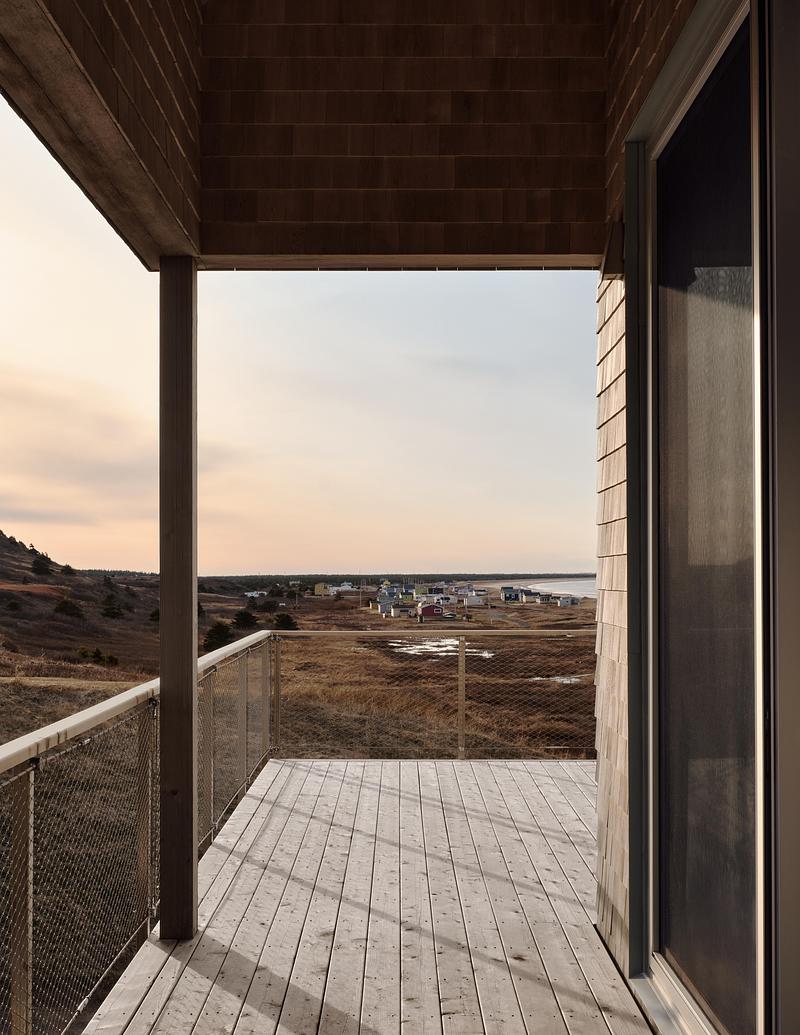 Press kit | 1685-09 - Press release | Magdalen House - Atelier L'Abri - Residential Architecture - Photo credit: Alex Lesage