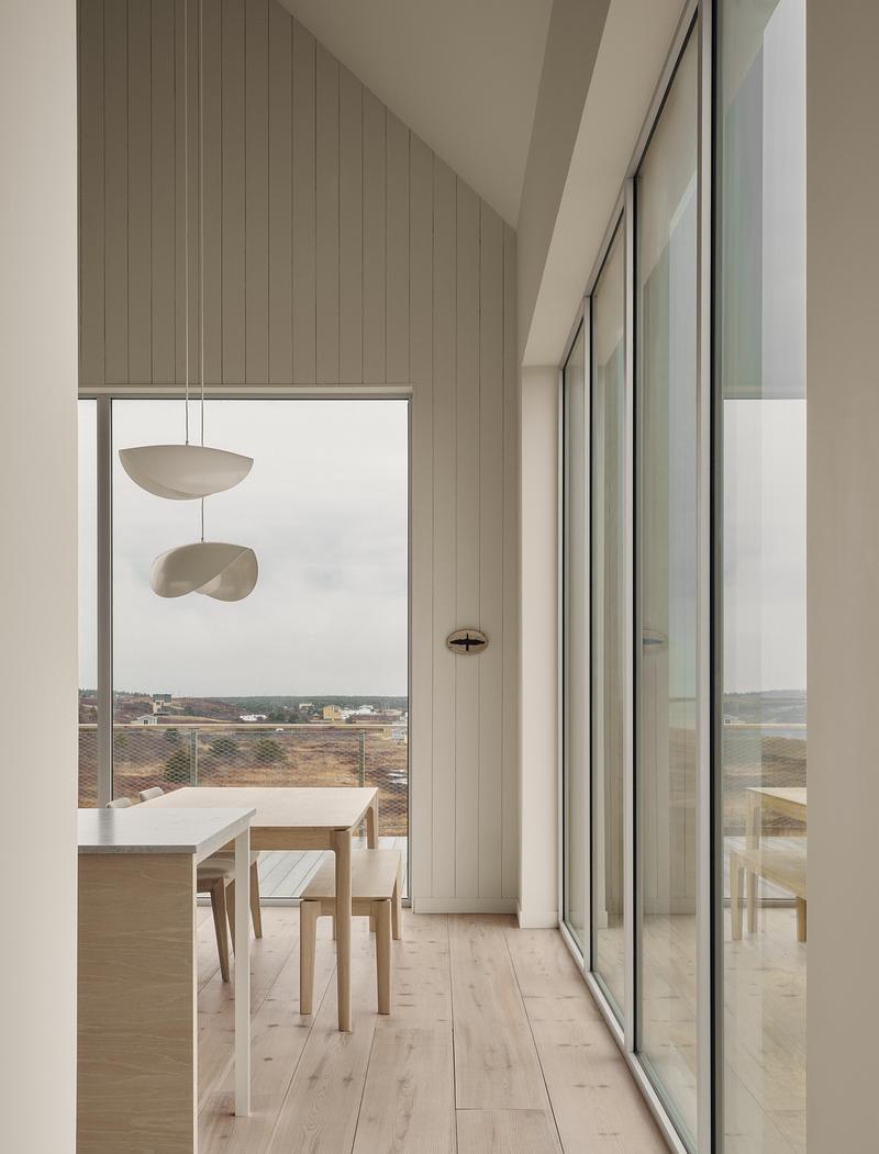 Press kit | 1685-09 - Press release | Magdalen House - Atelier L'Abri - Residential Architecture - Photo credit: Alex Lesage