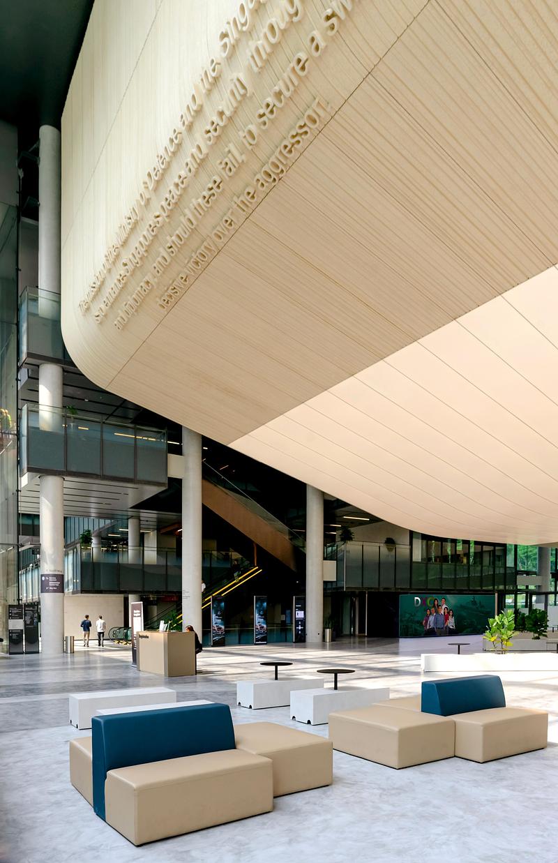 Dossier de presse | 4036-02 - Communiqué de presse | DP Architects’ Central Manpower Base (CMPB) Wins at Architizer A+ Awards 2026 - DP Architects - Architecture institutionnelle - Crédit photo : Melcas Lim, Courtesy of DP Architects