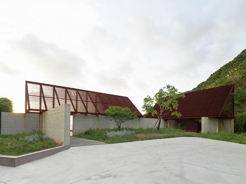 Press kit | 7943-01 - Press release | Found Projects, Co-Founded by Architect Miaojie Ted Zhang, Named Jury Winner for Best X-Small Firm at the 2026 Architizer A+Awards - Found Projects - Landscape Architecture - Twin Pavilion - Photo credit: Atelier LuxNox