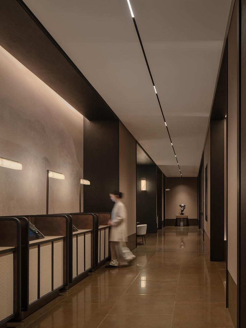 Press kit | 3531-17 - Press release | GRAND JI HOTEL - Vermilion Zhou Design Group - Commercial Interior Design - Self Check-in - Photo credit: Jian Quan Wu